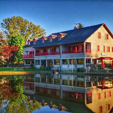 Le Lac Des Moines Condat (Cantal) Exterior foto