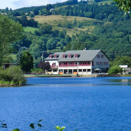 Le Lac Des Moines Condat (Cantal) Exterior foto